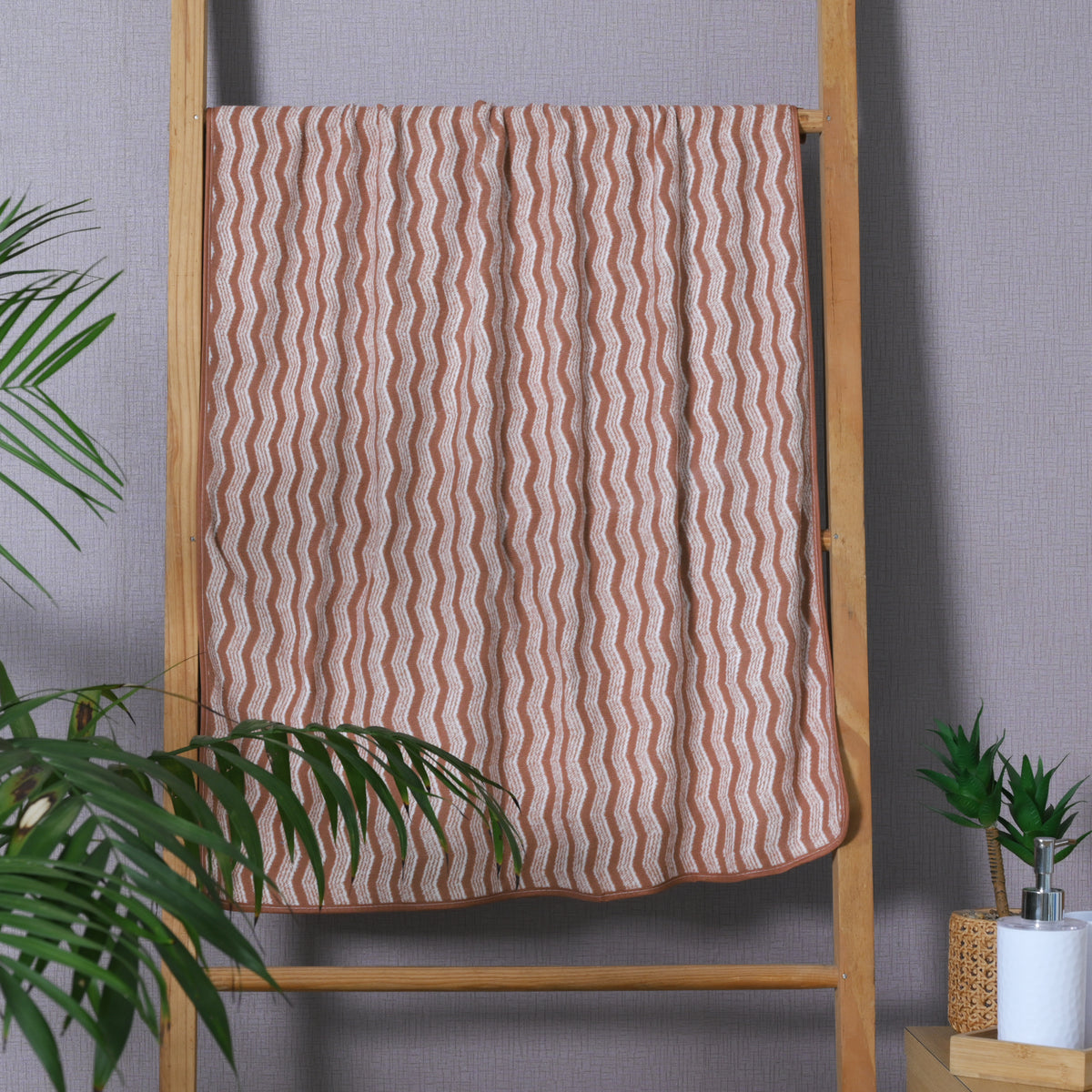 Fresh Zigzag pattern Towels Set of 2