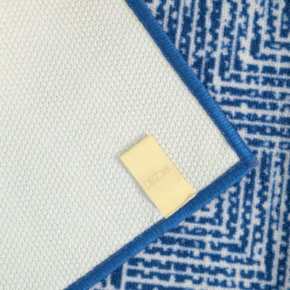 Modern Geometric Digital Print Area Rug | Premium Navy Blue and Cream Woven Rug - Decovia