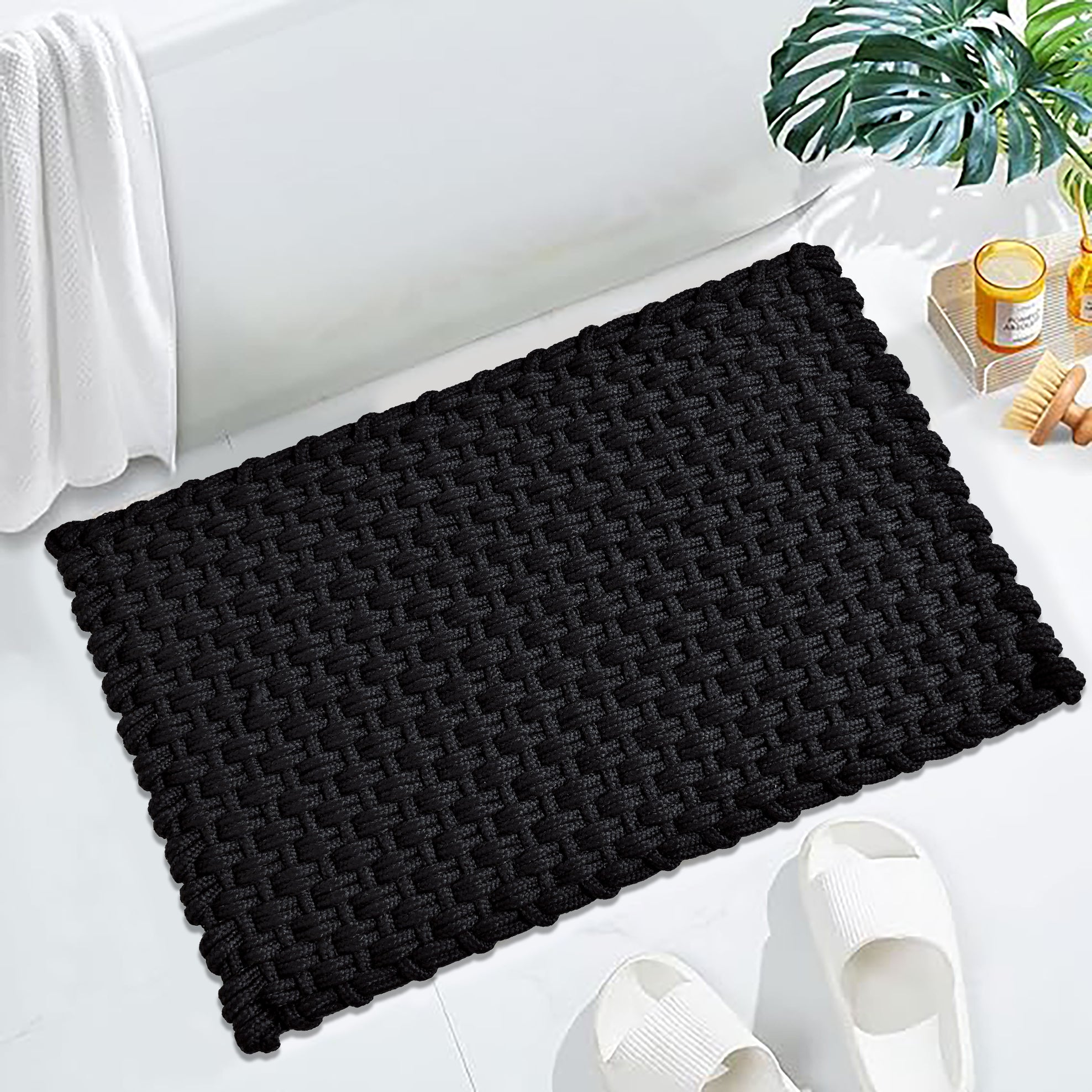 Premium Solid Black Woven Bathmat – 60x40 cm