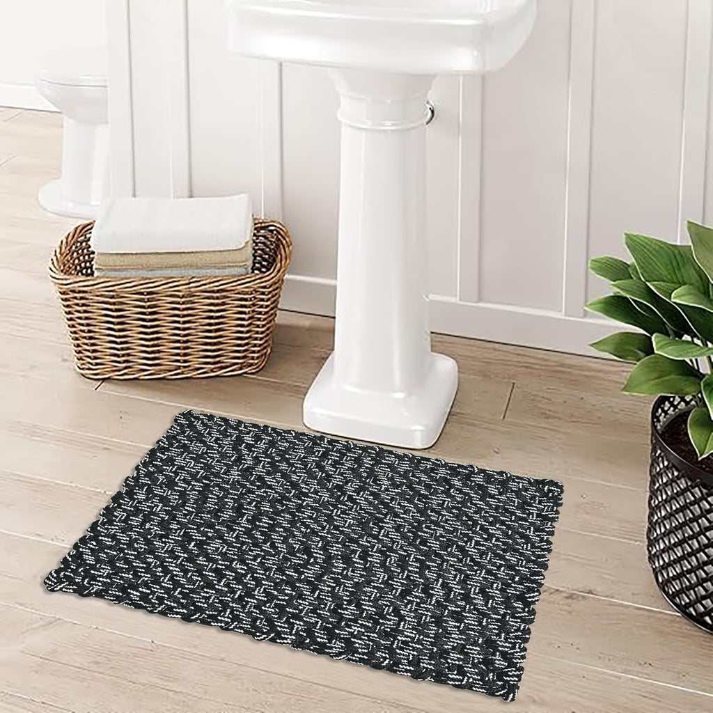 Handwoven Textured Bathmat – 60x40 cm (Black & White)