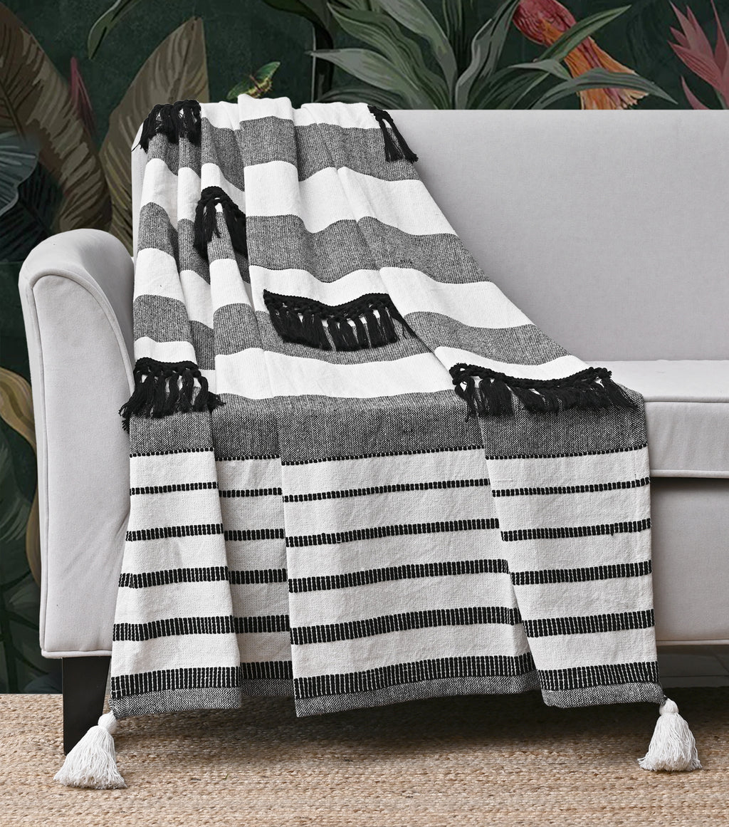 Throw-Fringe-Black-White