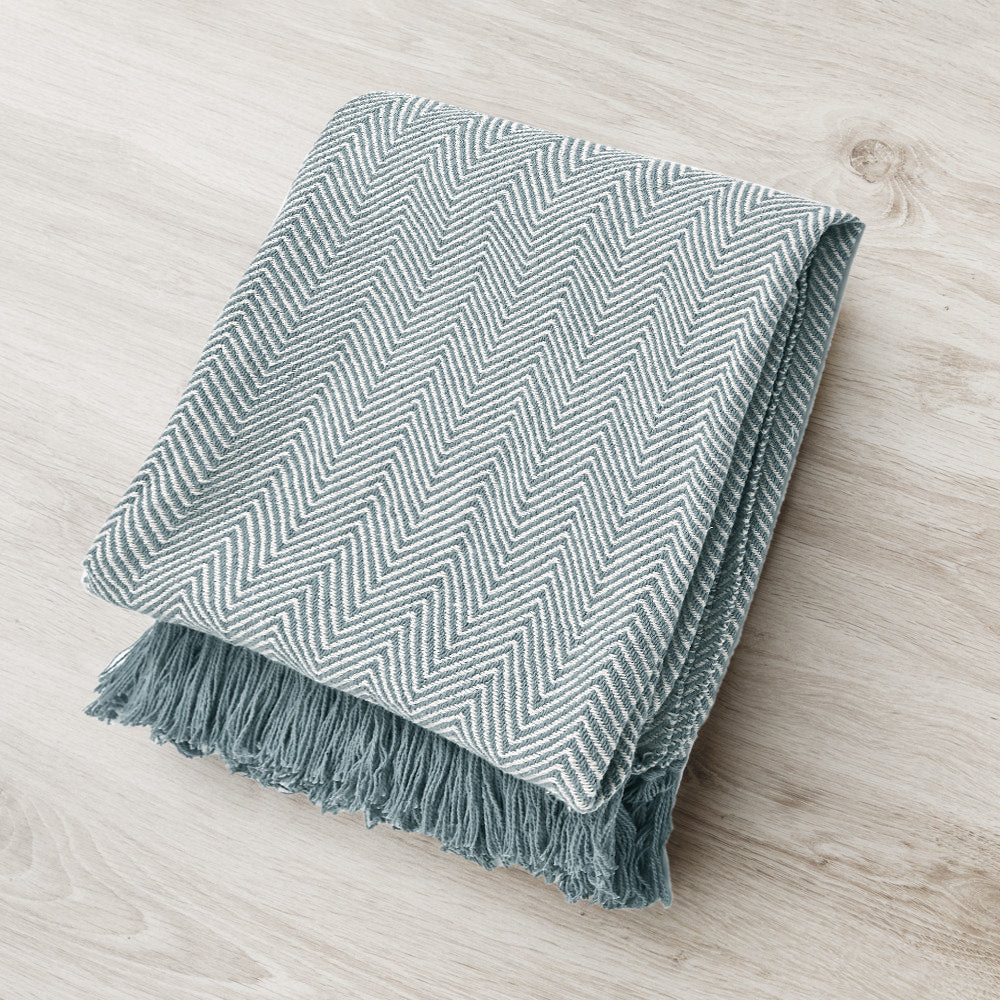 Soft Herringbone Cotton Throw with Tassels – Grey