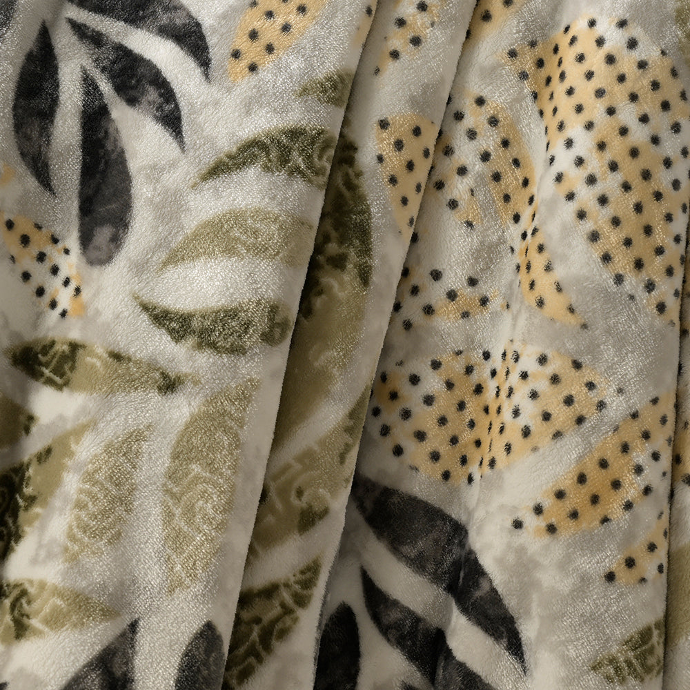 Decovia Nature Leaf Blanket – Elegant Comfort Inspired by Nature