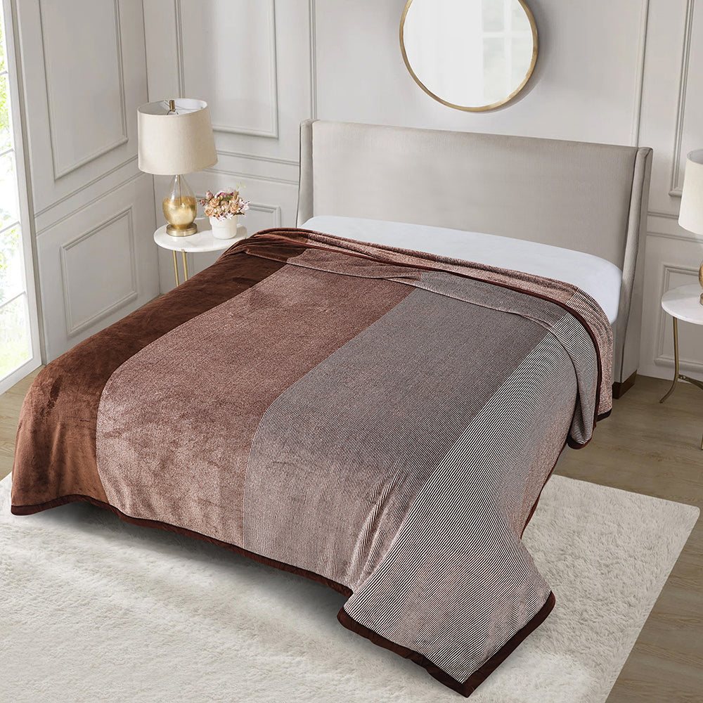 Decovia Luxe Velvet Touch Blanket