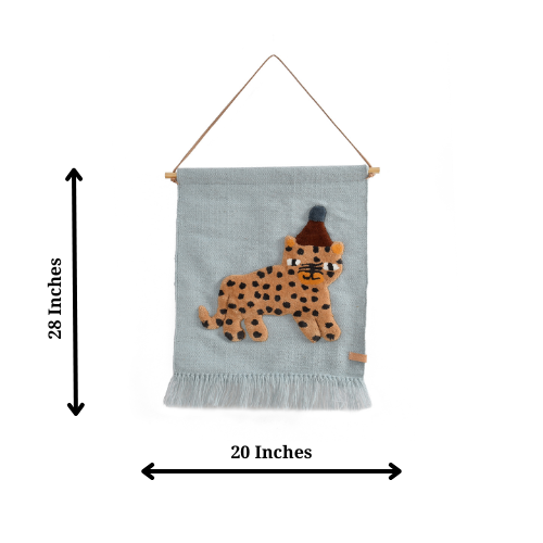 Wool Wall Hanging Modern Lion Design Hand Woven Décor for Living