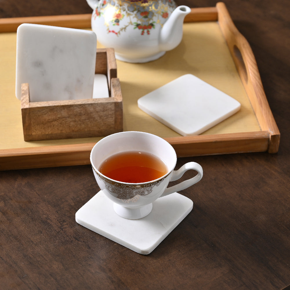 White Marble Coaster Set of 4 with Wooden Holder by Decovia
