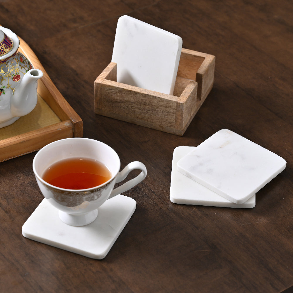 White Marble Coaster Set of 4 with Wooden Holder by Decovia