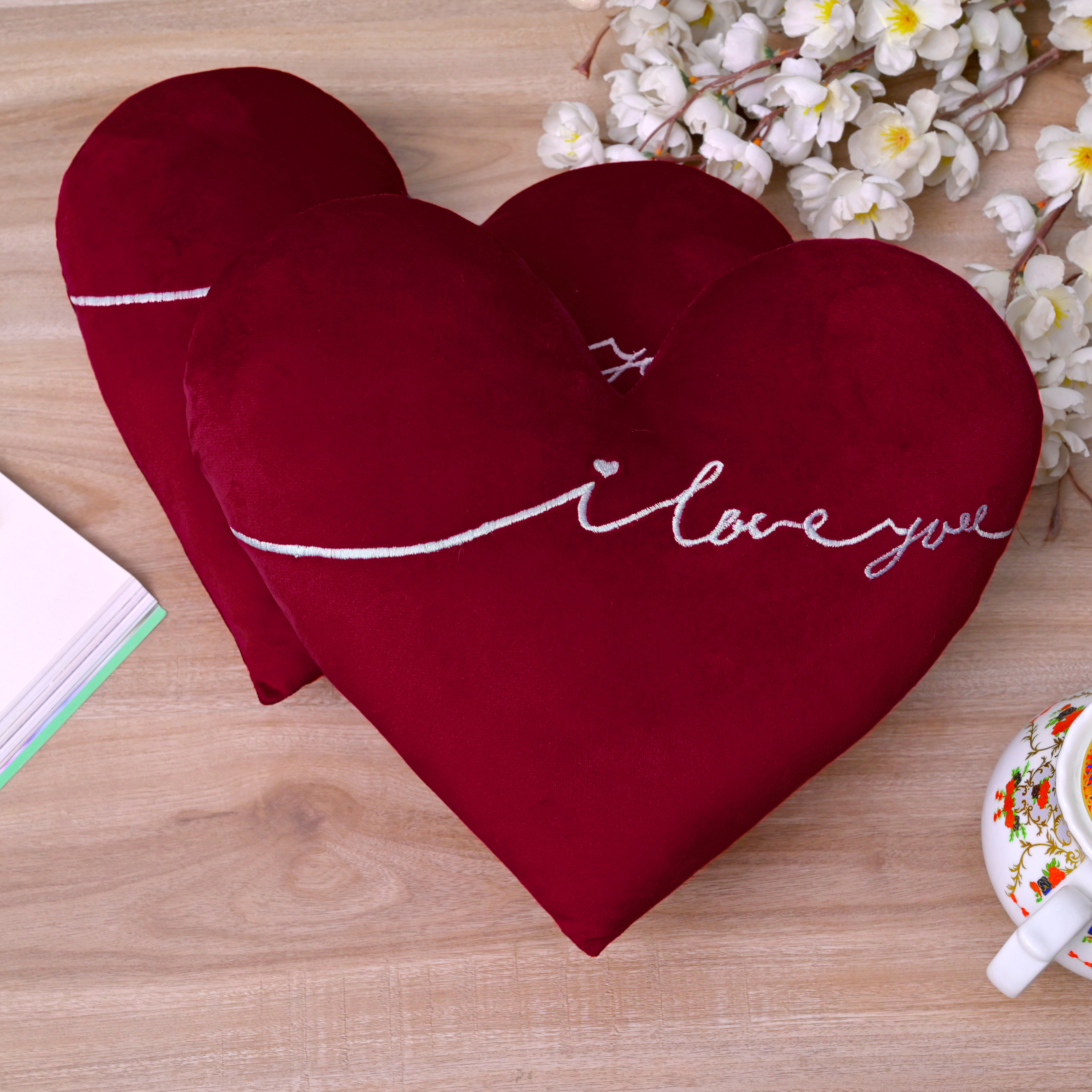 Set of 2 Red Heart-Shaped Velvet Cushions with "I Love You" Embroidery – Romantic Valentine's Day Gift Decor for Couple, Girlfriend, Boyfriend