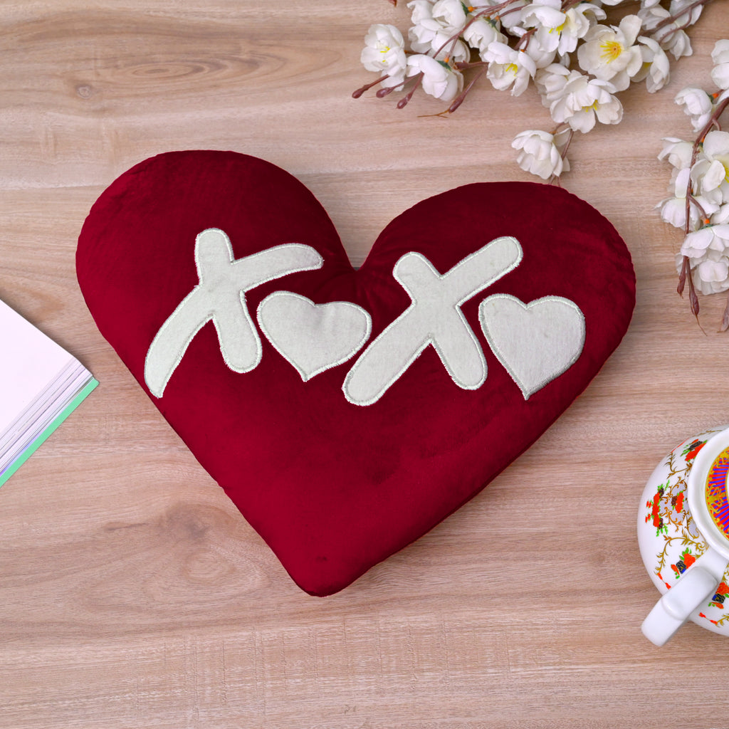 Set of 2 Red Heart-Shaped Velvet Cushions with Embroidery Romantic Valentine's Day Gift Decor