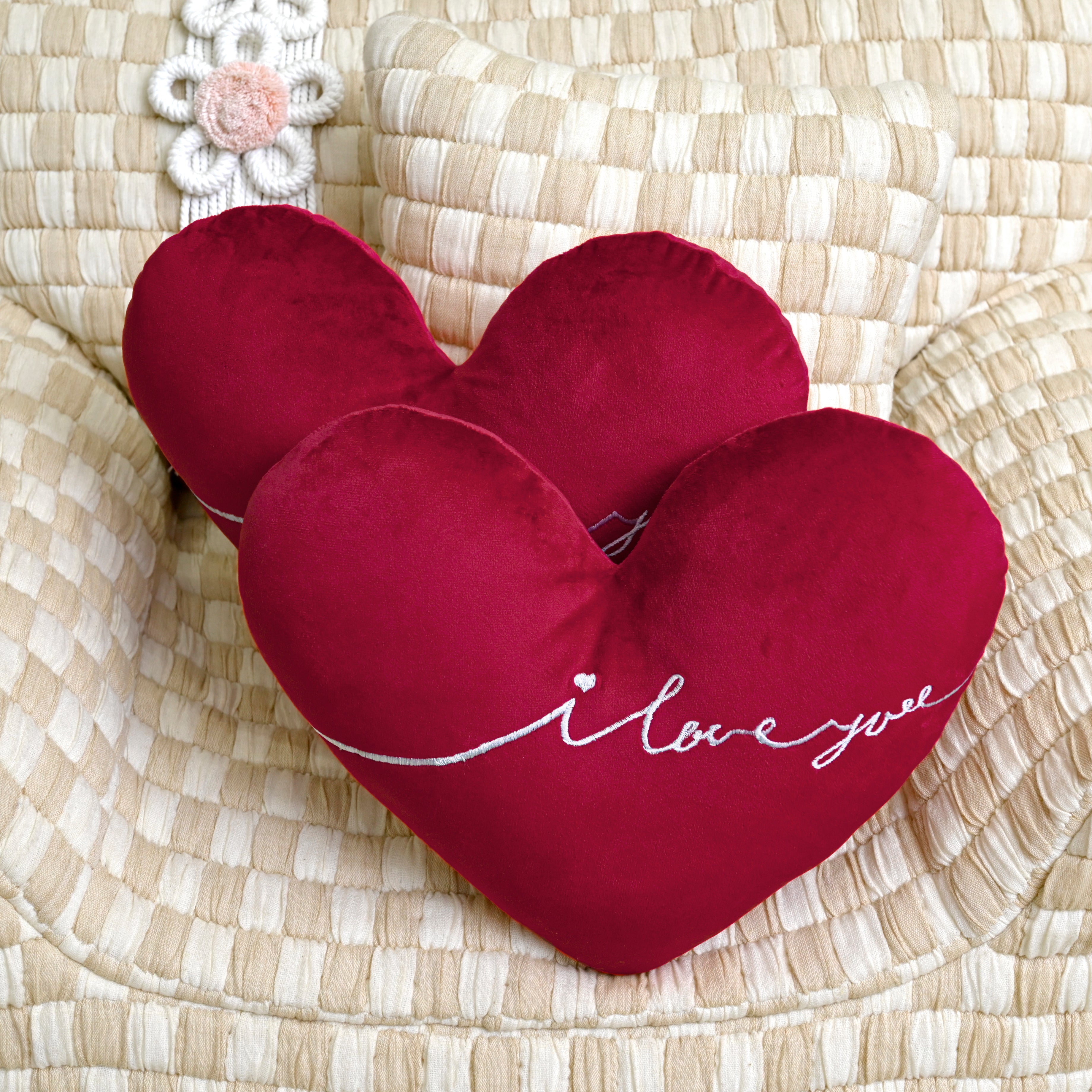 Set of 2 Red Heart-Shaped Velvet Cushions with "I Love You" Embroidery – Romantic Valentine's Day Gift Decor for Couple, Girlfriend, Boyfriend