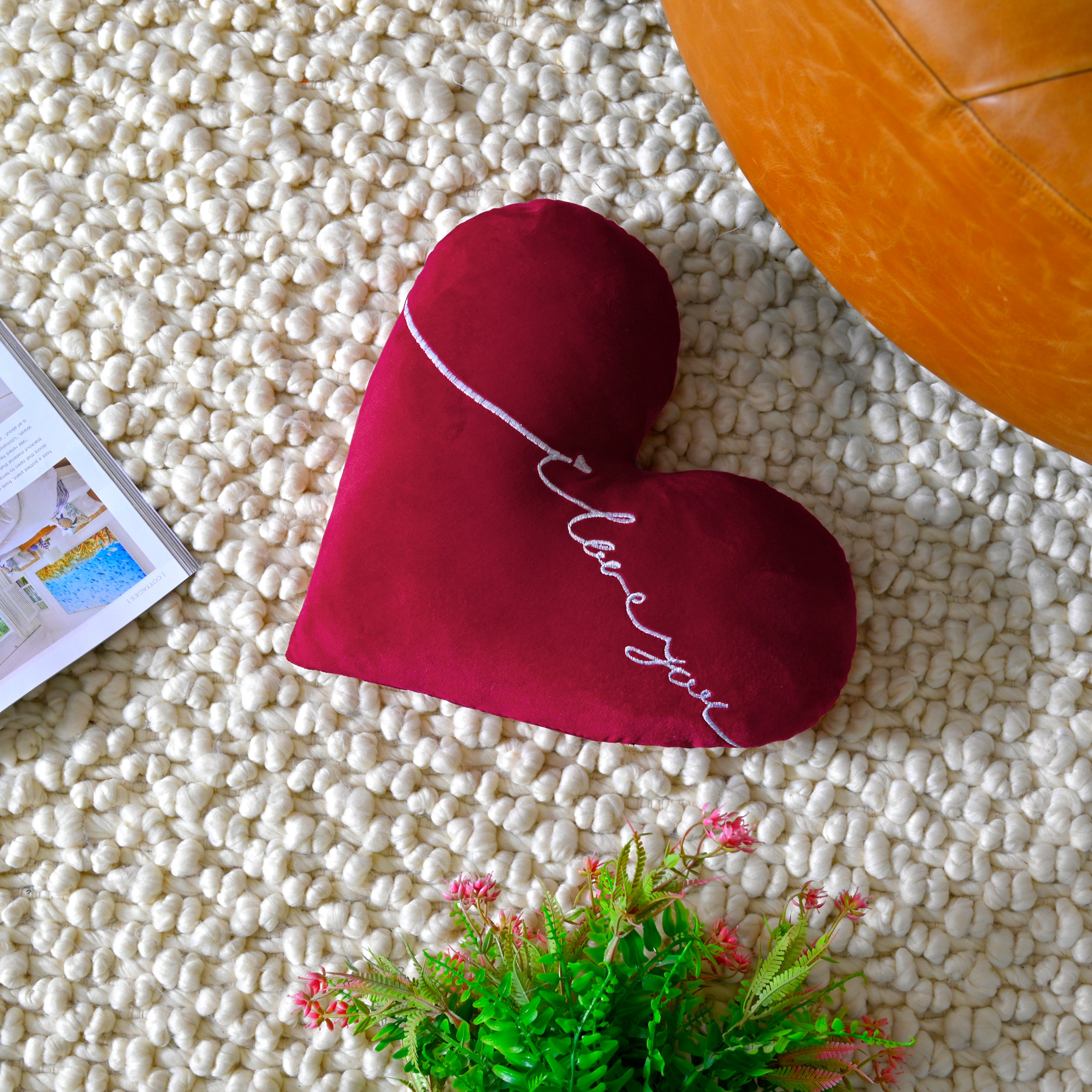 Set of 2 Red Heart-Shaped Velvet Cushions with "I Love You" Embroidery – Romantic Valentine's Day Gift Decor for Couple, Girlfriend, Boyfriend