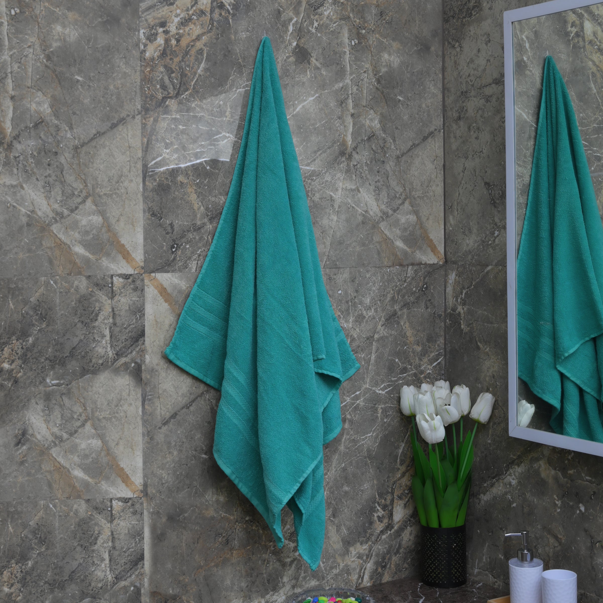 Vibrant Supersoft Bath Towels