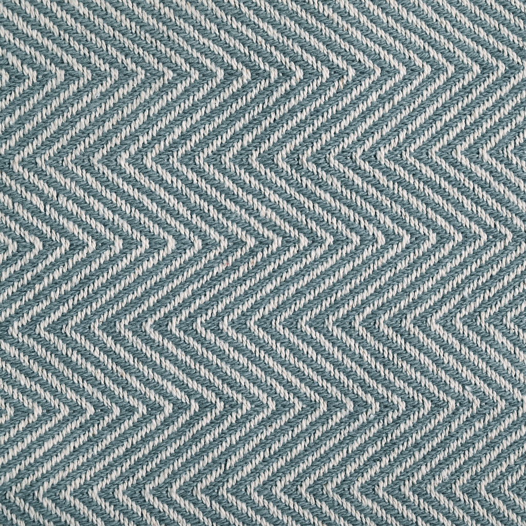 Soft Herringbone Cotton Throw with Tassels – Grey
