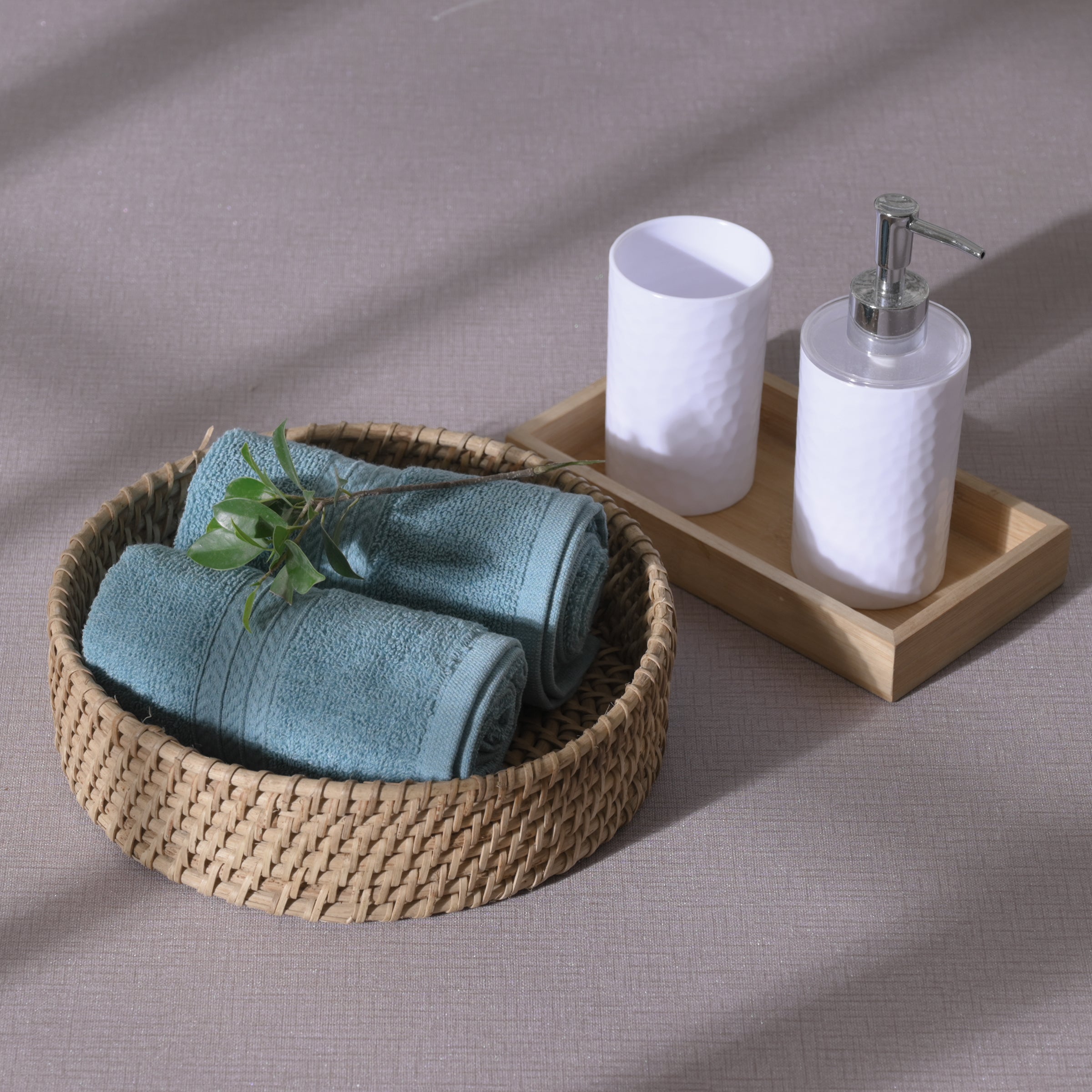 Premium Tulip Hand Towel Set of 4