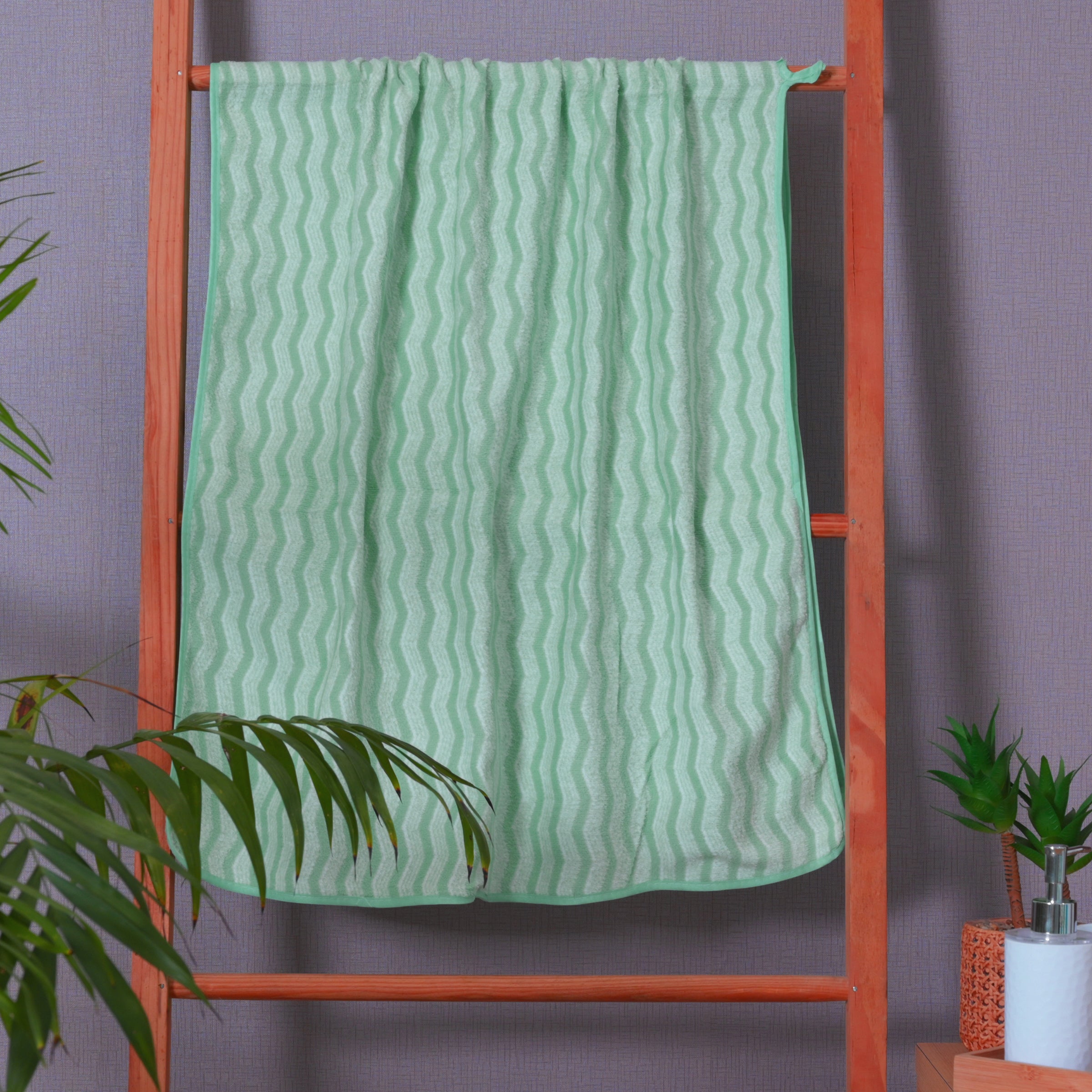 Fresh Zigzag pattern Towels Set of 2