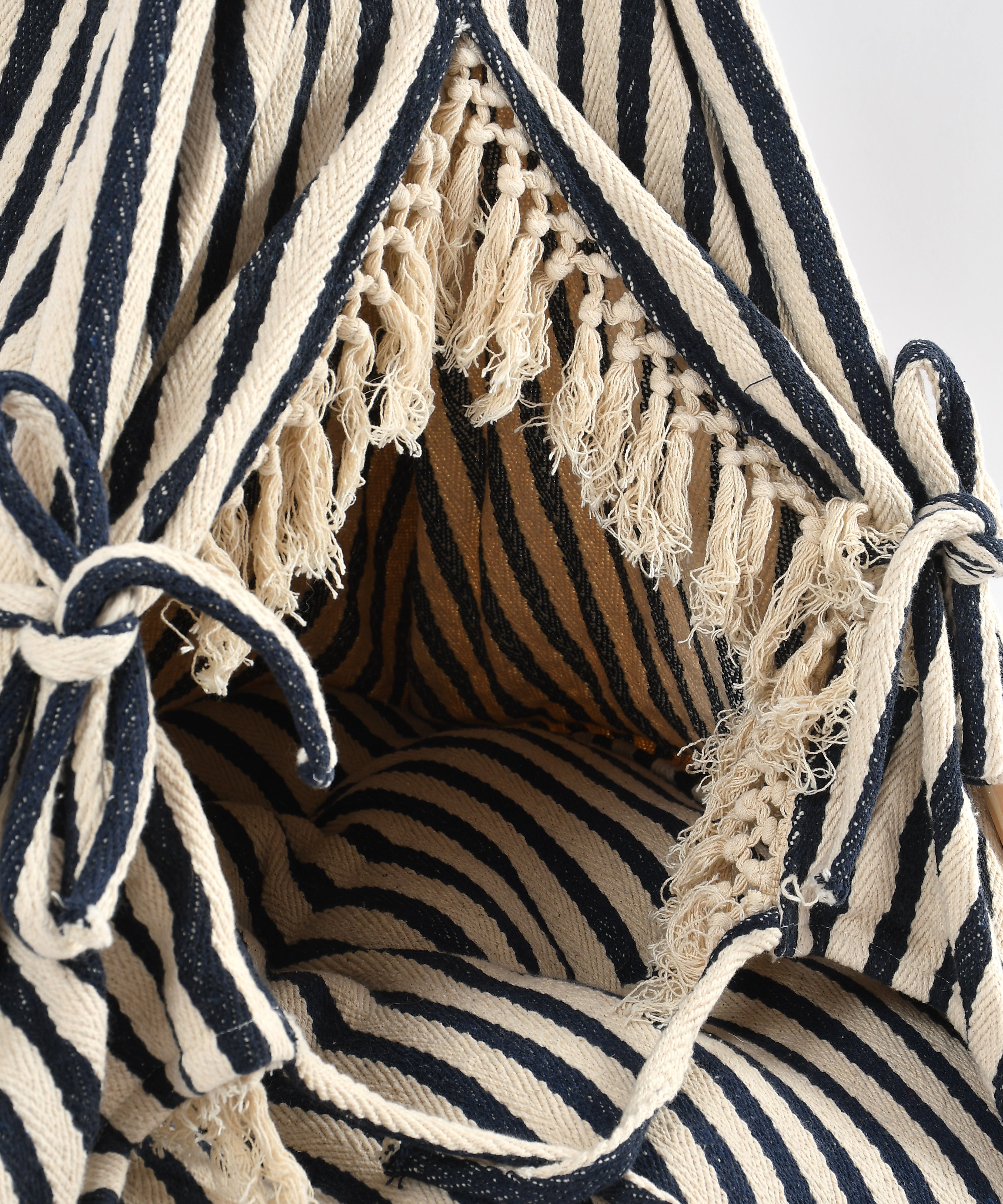 Funny Pet Teepee Tent for Dogs & Cats – Soft Cotton Canvas with Wooden Frame