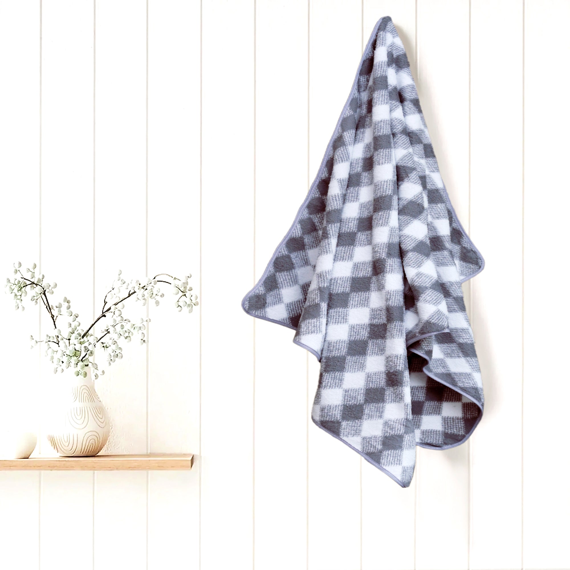 Cozy Checks Towels Set of 2