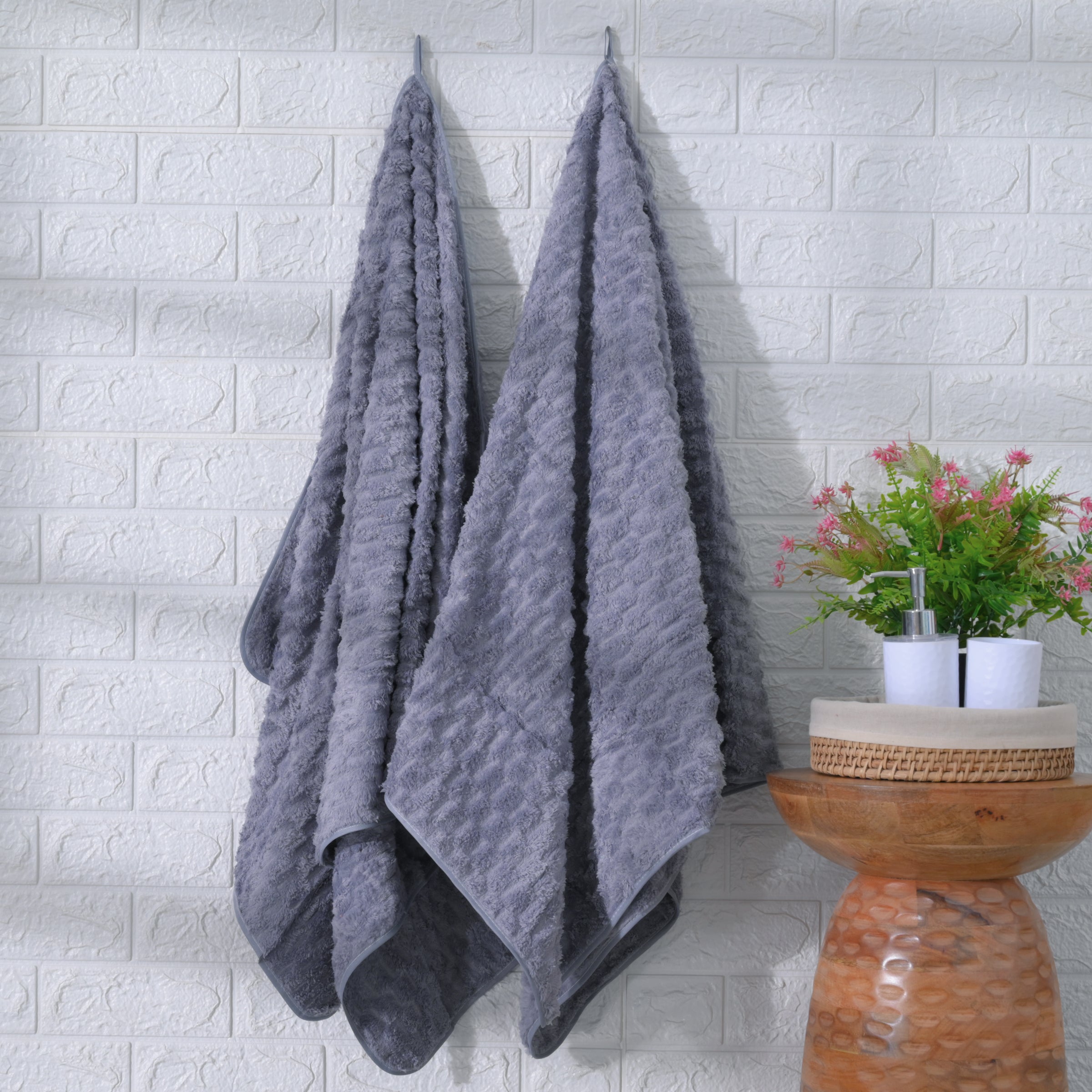 Ultra Soft Microfiber Bath Towel