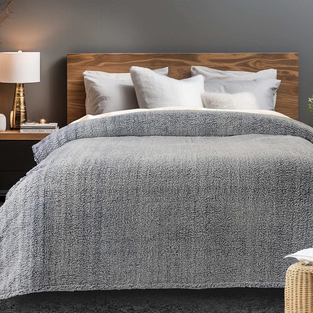 Cozy Sherpa Fleece Blanket – Ultra-Soft, Warm &amp; Lightweight Blanket