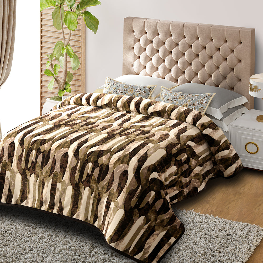 Decovia Earth Flow Blanket – Nature-Inspired Warmth with Modern Elegance